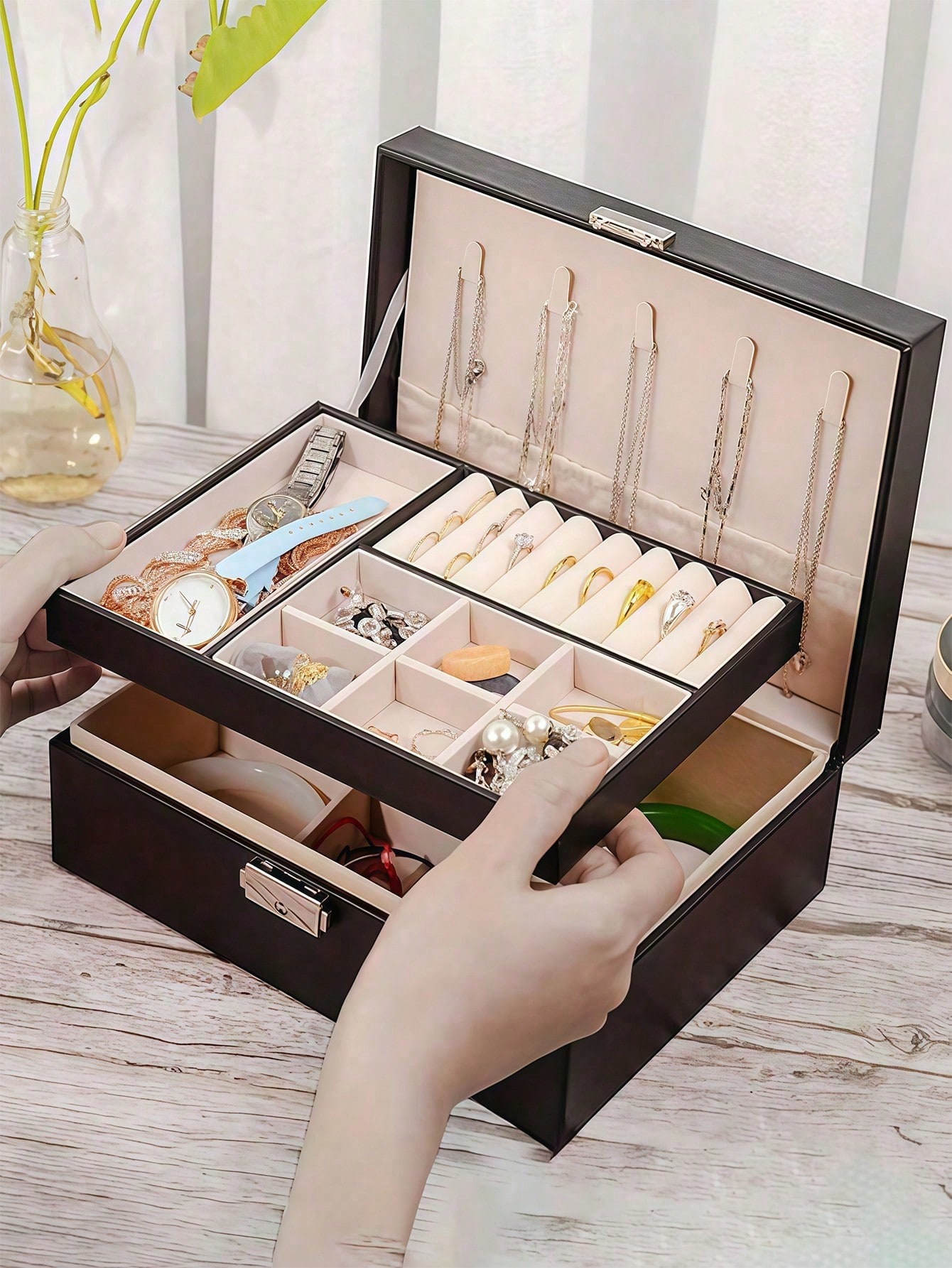 1pc Jewelry Storage Box, Large - Jewelry And Watches Stores review and price