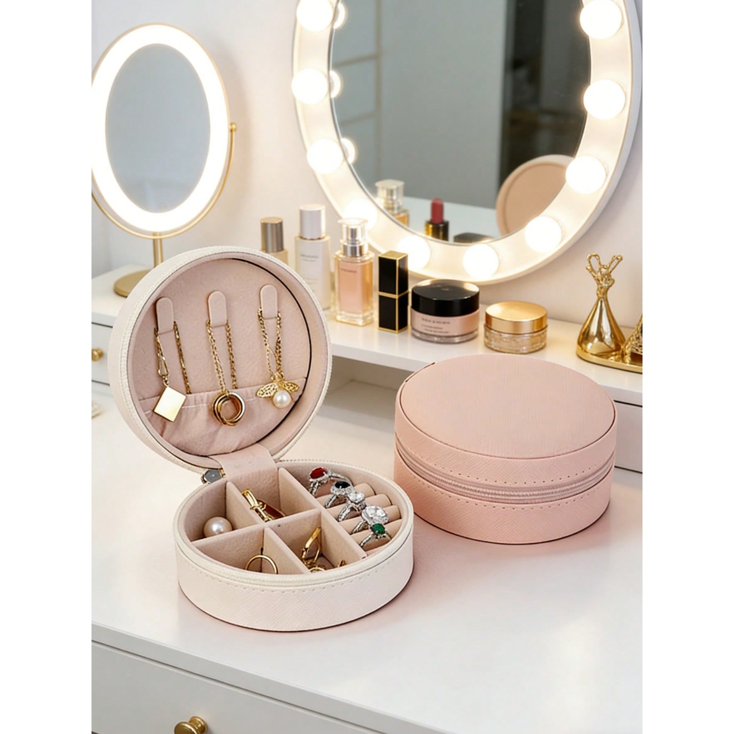 Circular Jewelry Box, Portable - Jewelry And Watches Stores review and price